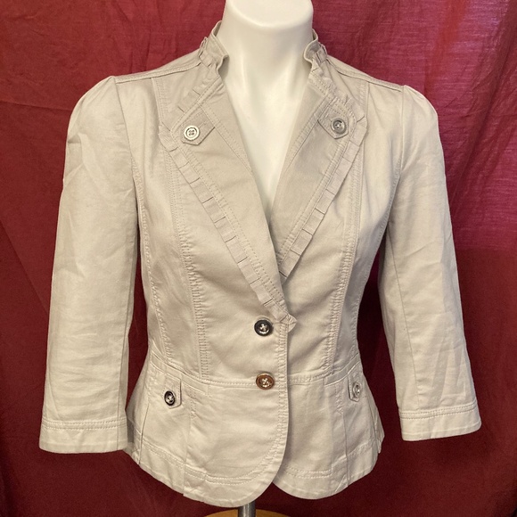 White House Black Market Jackets & Blazers - LAST CHANCE! White House Black Market Beige Jacket
